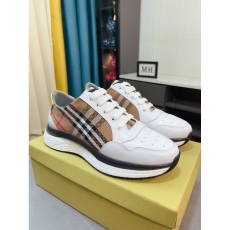 Burberry Low Shoes